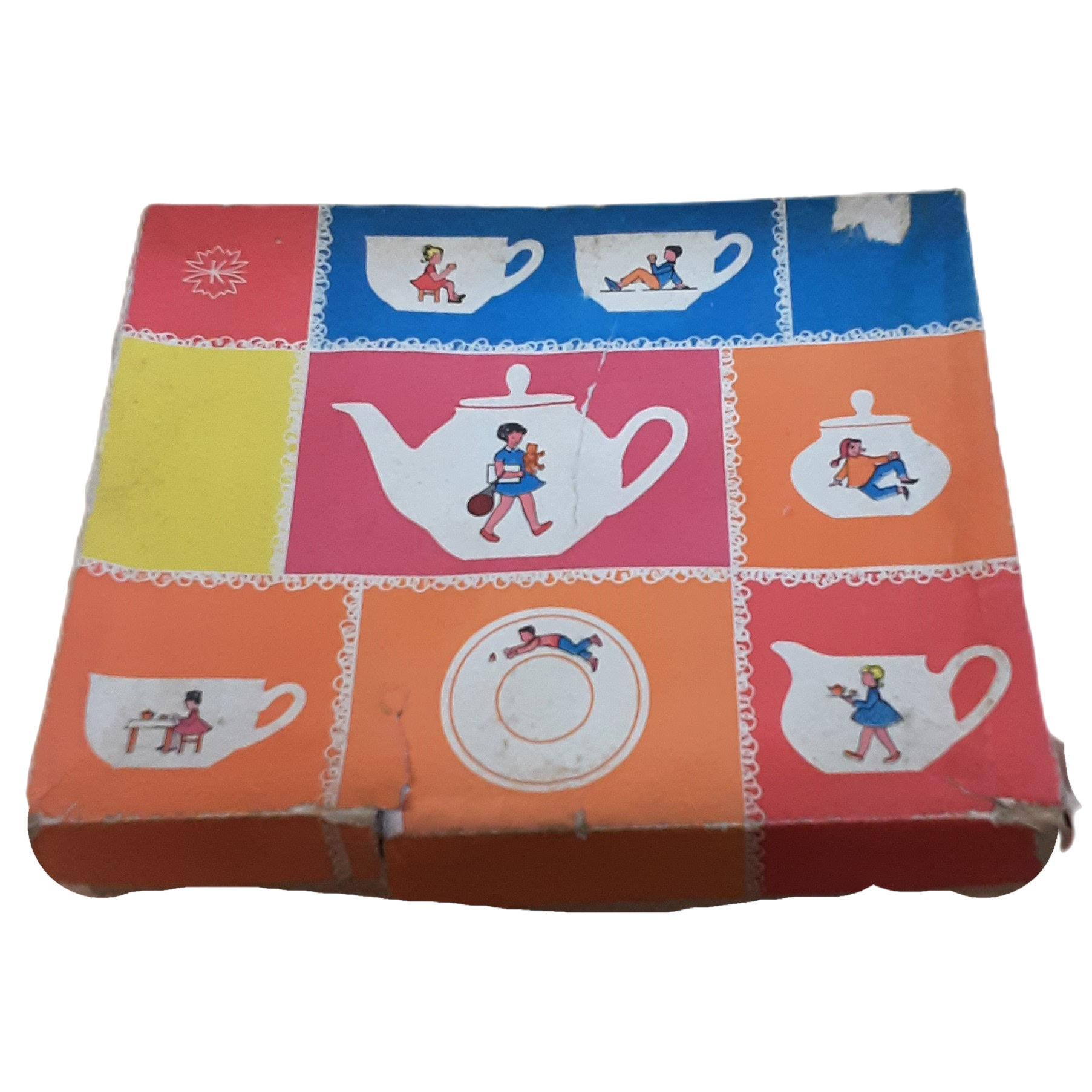 Dinette en porcelaine rétro emballage d'origine - Bon état sur Label Emmaüs